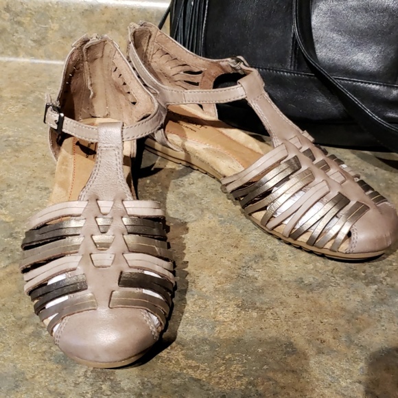 cobb hill inglewood huarache sandal